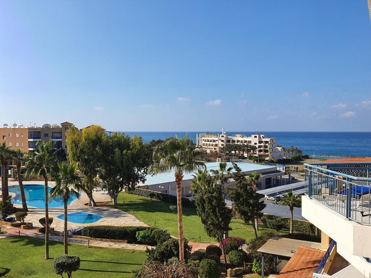 Ferienwohnung Kings Palace 304 Paphos Exterior foto